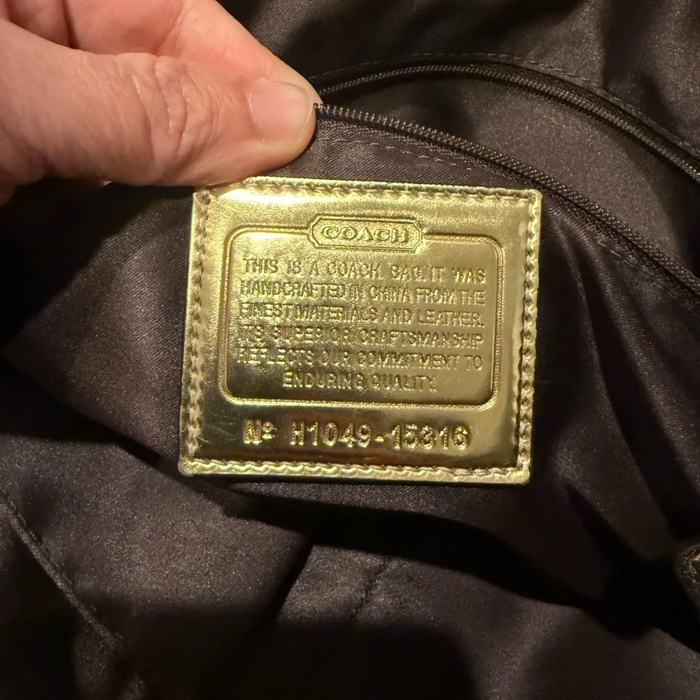 Coach Beige Signature Shoulder Bag - Picture 4 of 4